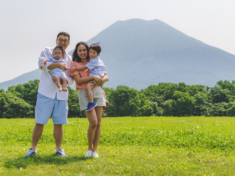 Tan family photography shoot in Niseko